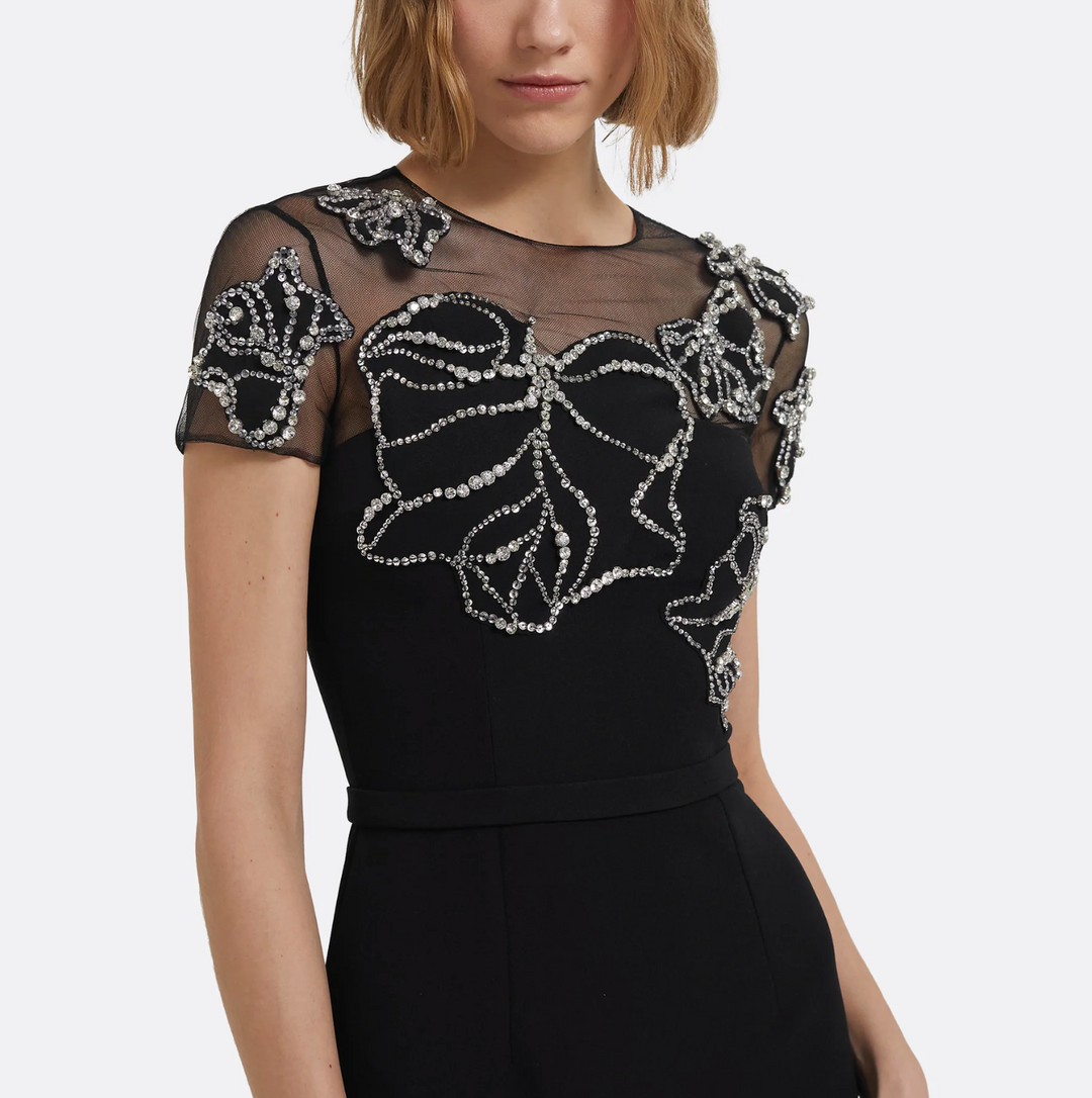 فستان مطرز بزخارف نباتية مطرزة بالخرز – سيلين
