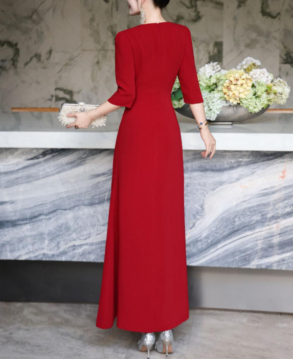 elegant column dress with floral waist appliqué – RUBINA