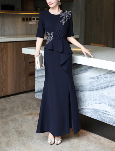 embroidered peplum gown with front slit – MERLOT