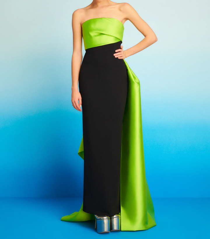 فستان بدون حمالات، متعدد الألوان، مع ثنيات جانبية منحوتة – لومينو