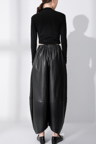 faux leather balloon midi skirt with elastic waist – AMR