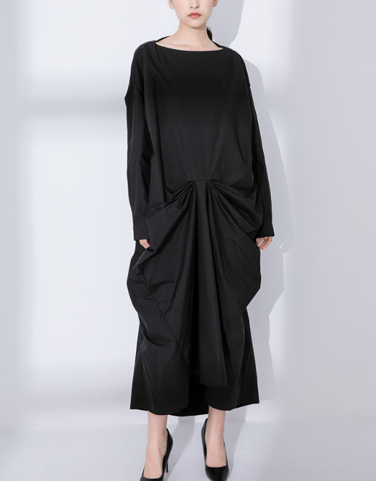 بدلة مصممة خصيصًا بأزرار ذهبية – مارون