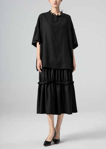 بدلة مصممة خصيصًا بأزرار ذهبية – مارون