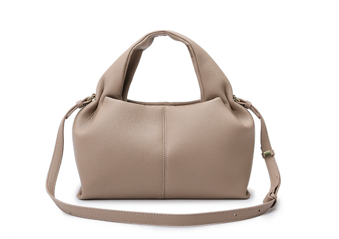 gewebte Rattan-Tragetasche mit doppelten Ledergriffen – LÉONIE 