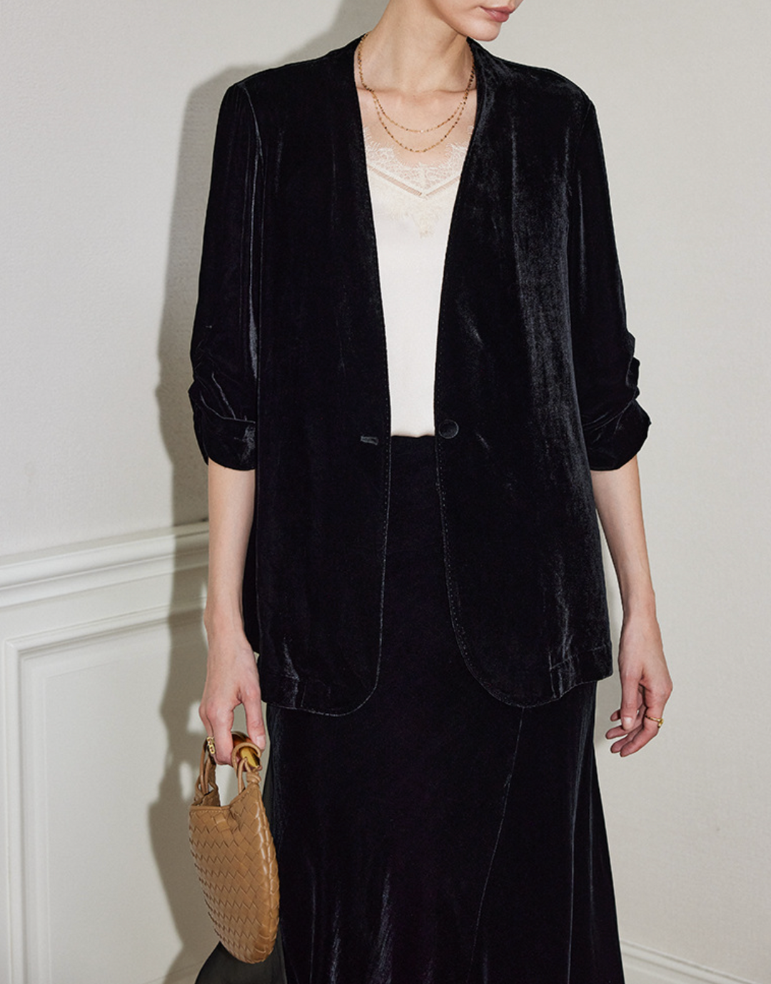 velvet open-front blazer with relaxed tailoring – RANA