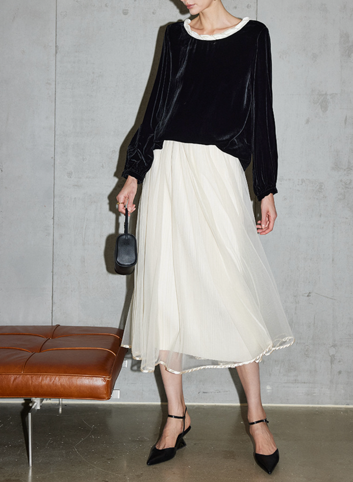 velvet blouse with contrast bow back detail – ELARA