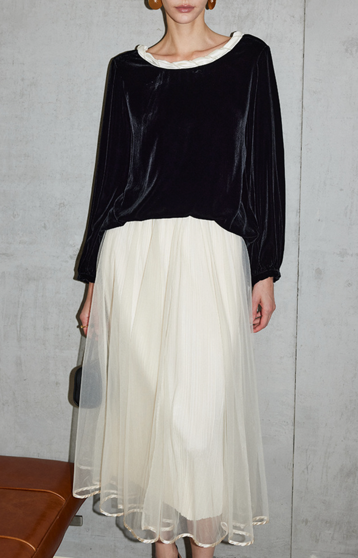 velvet blouse with contrast bow back detail – ELARA