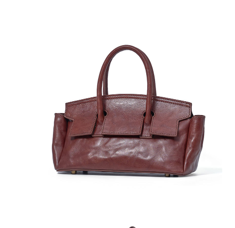 بلوزة مخملية بأكمام طويلة وياقة مزينة – تامر