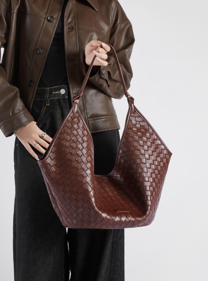 woven leather hobo bag with soft slouch silhouette – LUCIA