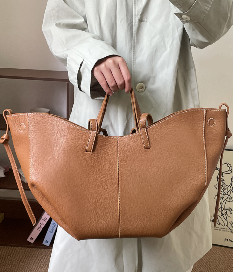 soft winged leather tote with drawstring side ties – ARIA