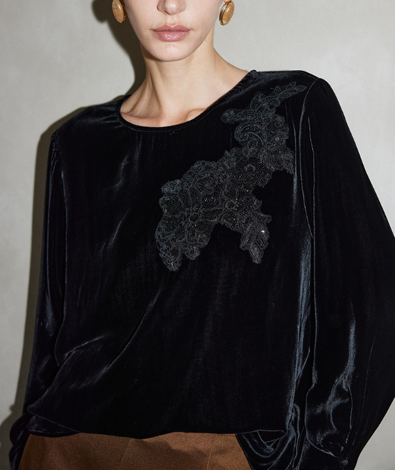 velvet long-sleeve blouse with lace appliqué – SIDNE