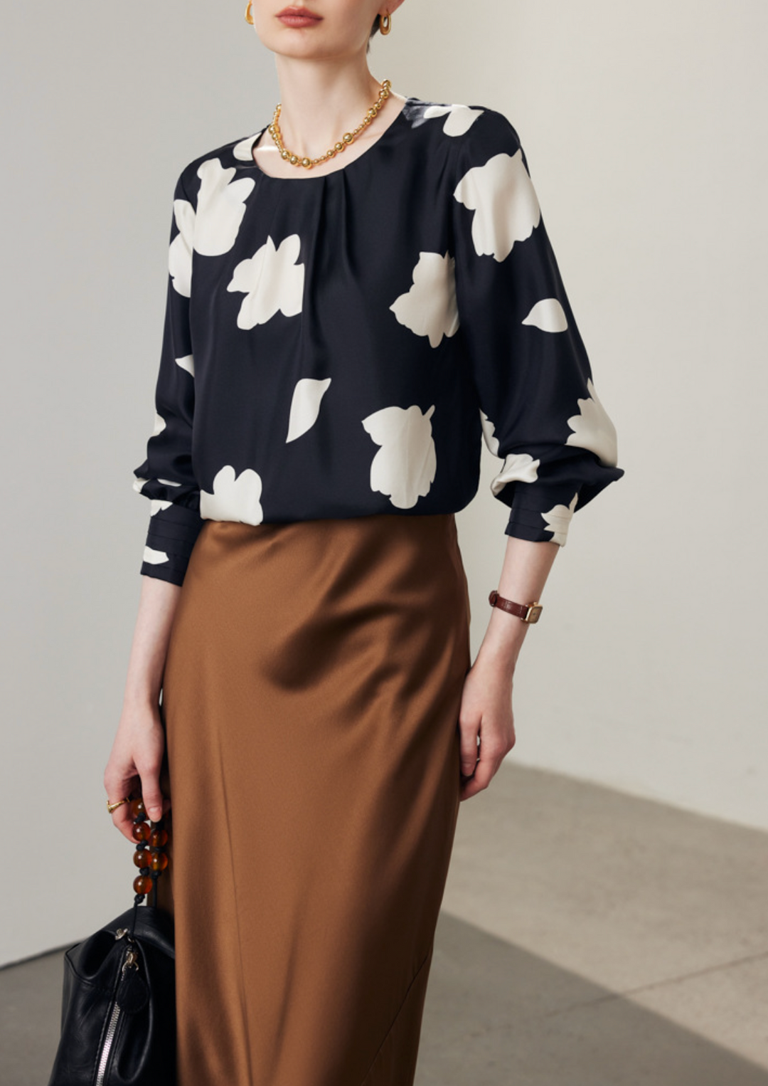 Printed satin blouse with gathered neckline – ASOO