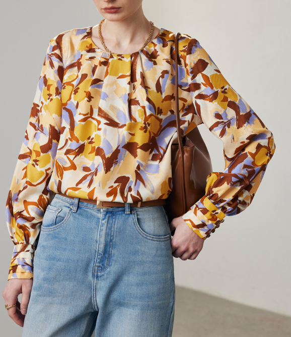 Printed satin blouse with gathered neckline – ASOO