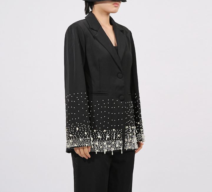Embellished Tailored Blazer with Beaded Hem – PEARL