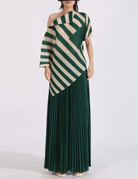One-Shoulder Pleated Maxi Dress with Asymmetric Stripes – EMERALD