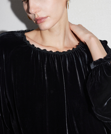 gathered neckline velvet blouse with fluid drape – SHINY