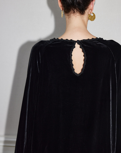 gathered neckline velvet blouse with fluid drape – SHINY