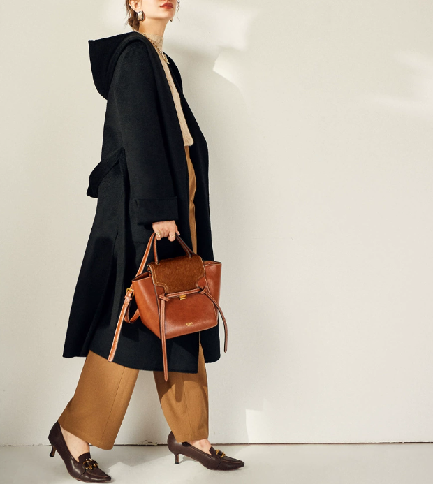 طقم مكون من بلوزة قصيرة وتنورة طويلة من الدانتيل الزهري - أزرق سماوي