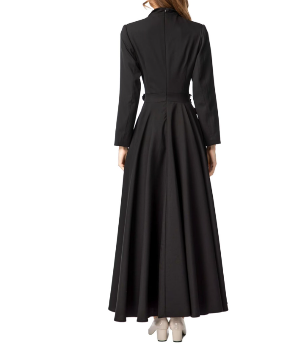 طقم مكون من بلوزة قصيرة وتنورة طويلة من الدانتيل الزهري - أزرق سماوي