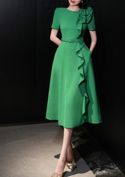 طقم مكون من بلوزة قصيرة وتنورة طويلة من الدانتيل الزهري - أزرق سماوي