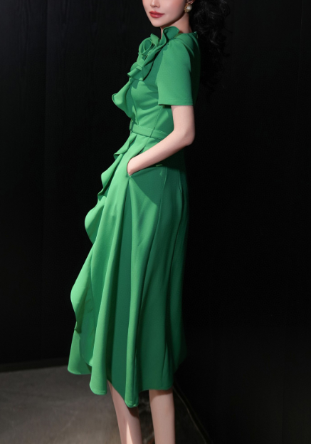 طقم مكون من بلوزة قصيرة وتنورة طويلة من الدانتيل الزهري - أزرق سماوي