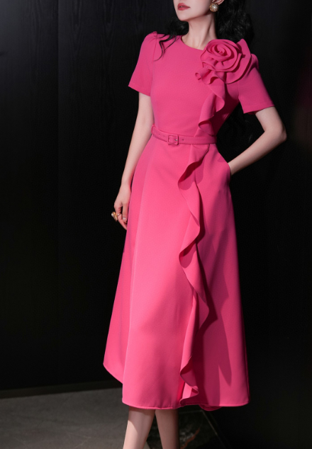 طقم مكون من بلوزة قصيرة وتنورة طويلة من الدانتيل الزهري - أزرق سماوي