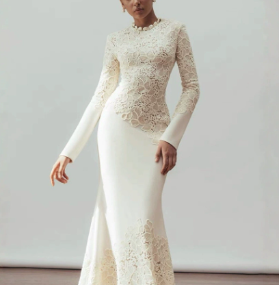 طقم مكون من بلوزة قصيرة وتنورة طويلة من الدانتيل الزهري - أزرق سماوي