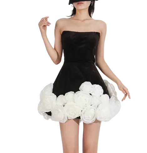 طقم مكون من بلوزة قصيرة وتنورة طويلة من الدانتيل الزهري - أزرق سماوي