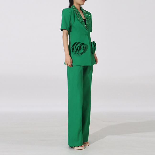 طقم مكون من بلوزة قصيرة وتنورة طويلة من الدانتيل الزهري - أزرق سماوي