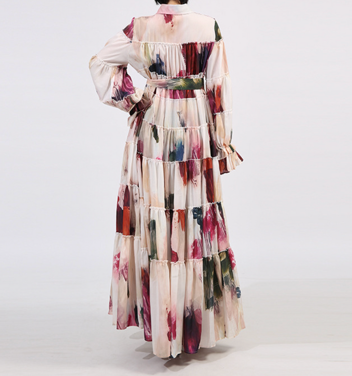 فستان ماكسي متعدد الطبقات بطبعة فنية وأكمام منتفخة - آريا