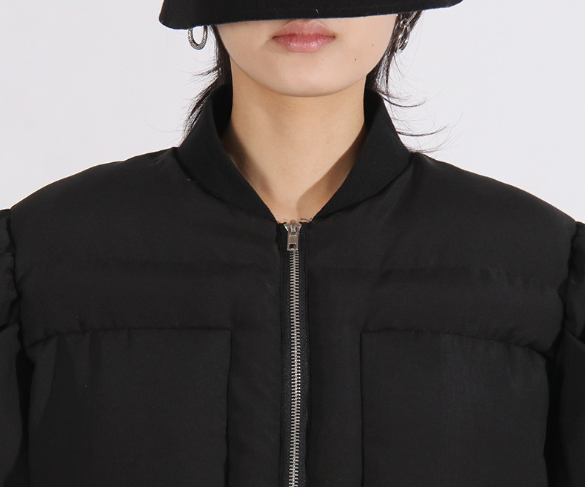 cropped padded jacket with sculpted sleeves – NOIRIX