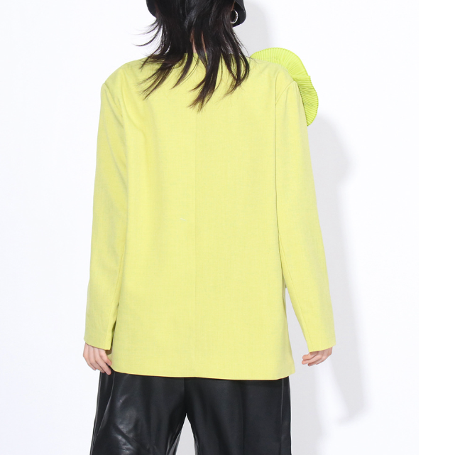 Tailored blazer with oversized floral appliqué – LIMEA