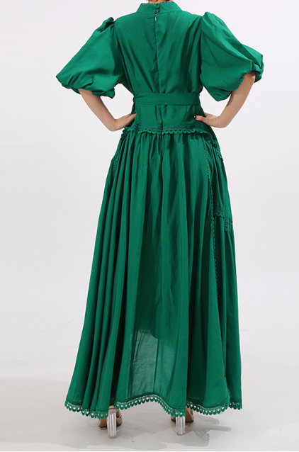 طقم مكون من بلوزة قصيرة وتنورة طويلة من الدانتيل الزهري - أزرق سماوي