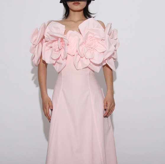 off-shoulder maxi dress with sculpted floral bodice – ROSÉA