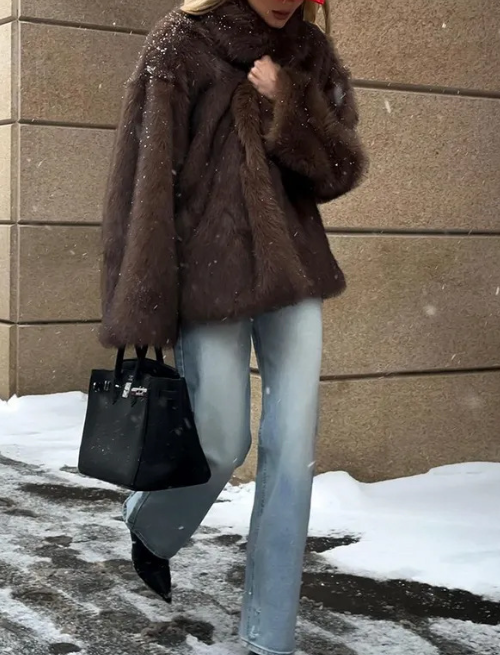 short faux fur coat with classic lapel – CARAMELLA