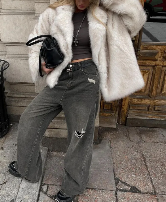 short faux fur coat with classic lapel – CARAMELLA