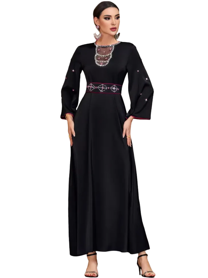 فستان ماكسي مطرز عند الخصر مع تفاصيل شفافة عند الرقبة - إليسيا