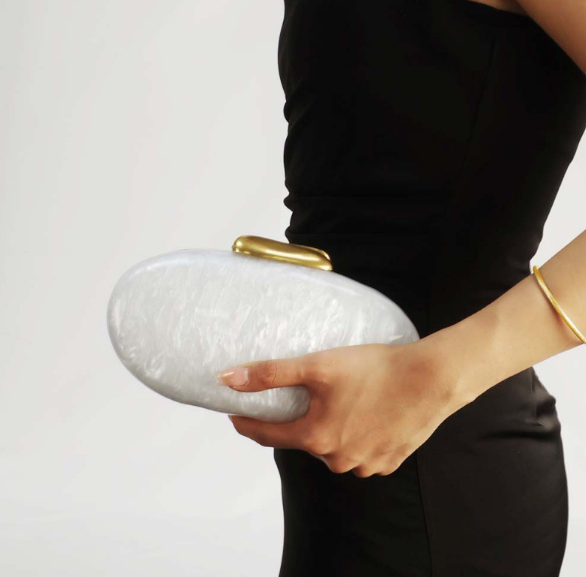 pearl-effect oval clutch with gold clasp – LUNARAX