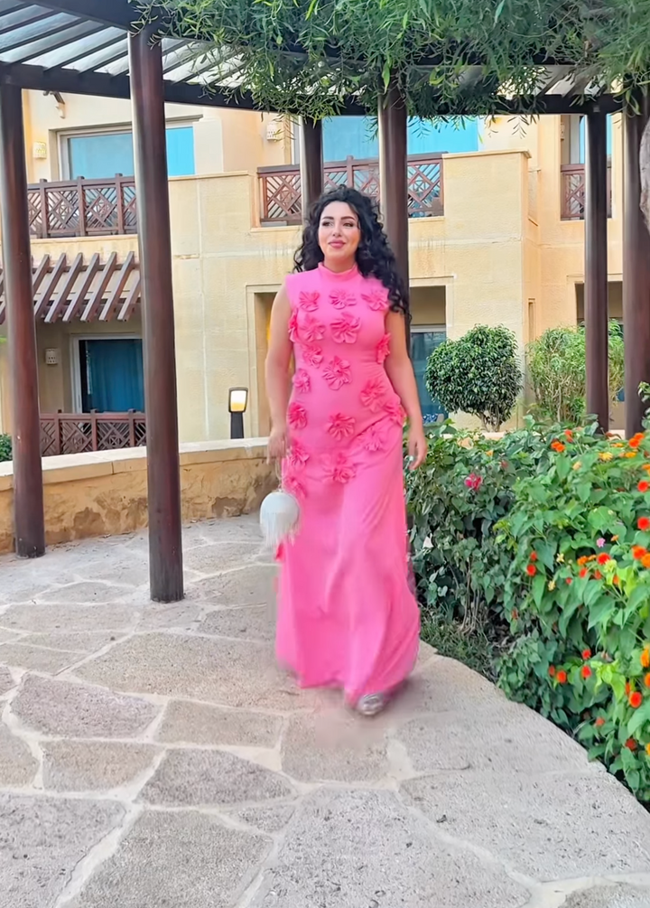 sleeveless lose fitted dress with flowers  - Notte