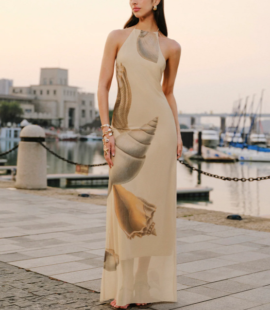 halter-neck maxi dress with shell art print – SELENE