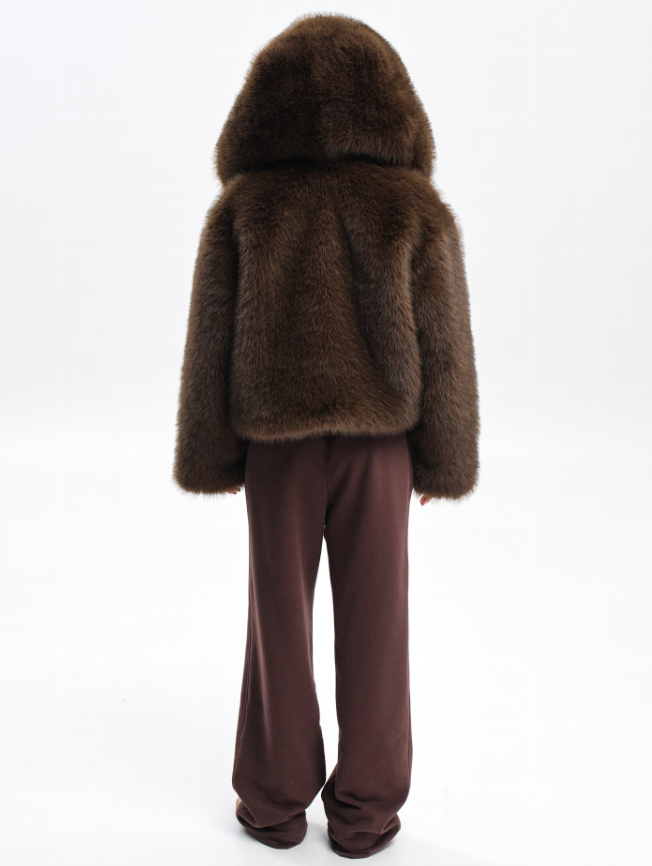 فستان ماكسي أبيض مطرز بحافة مزينة بشراشيب - أزورا