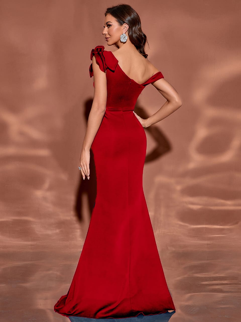 off-shoulder mermaid gown with ruffled detail – BOIRU