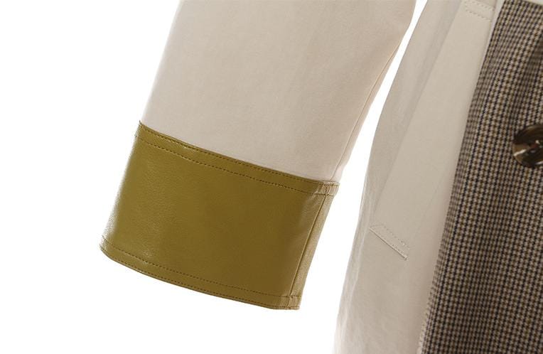 معطف ترنش بحزام مع طية صدر جلدية متباينة اللون – فيترا