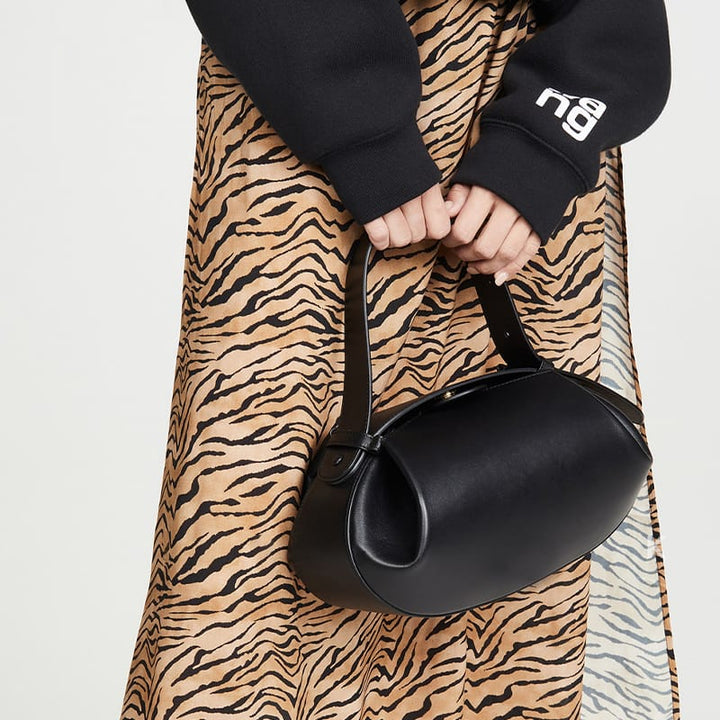 geweven rieten draagtas met dubbele leren handvatten – LÉONIE 