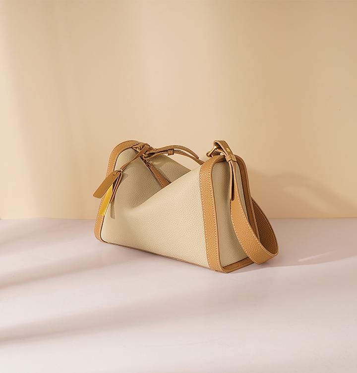 geweven rieten draagtas met dubbele leren handvatten – LÉONIE 