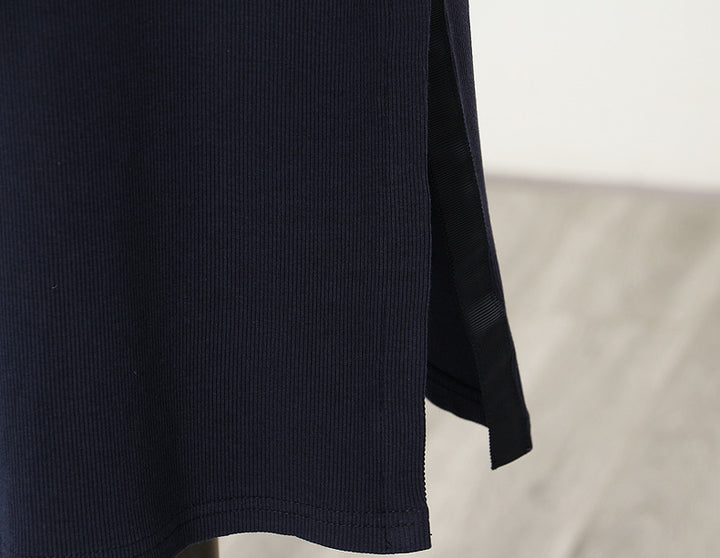 Plissiertes Oberteil mit ausgestellten Ärmeln und Maxirock-Set mit Taillengürtel – Rosiny 