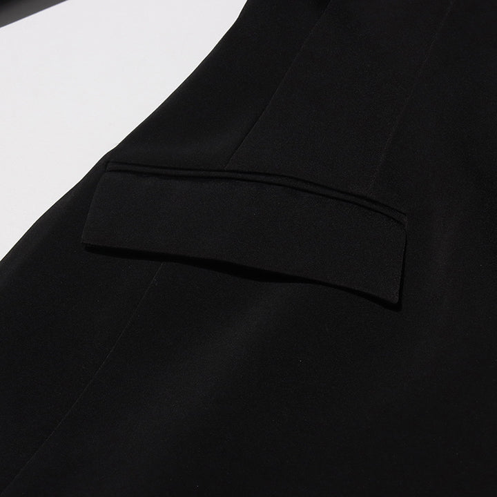 بليزر مصمم خصيصًا بأكتاف مطرزة بالكريستال - فيرونا