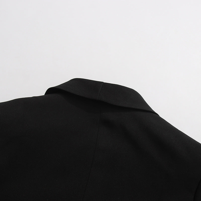 بليزر مزدوج الصدر مع تفاصيل بروش مزخرفة - فيليريب