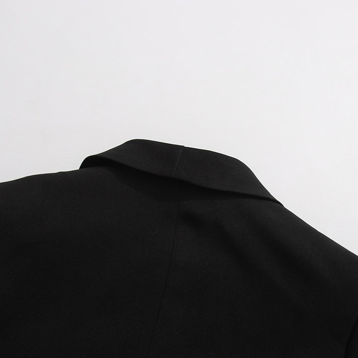 بليزر مزدوج الصدر مع تفاصيل بروش مزخرفة - فيليريب