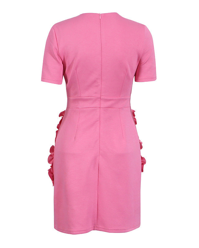 فستان قصير بأكمام قصيرة مزين بتطريزات زهور ثلاثية الأبعاد - بلوسوم